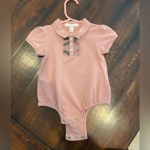 Burberry baby Girls Light Pink Cotton Onesie